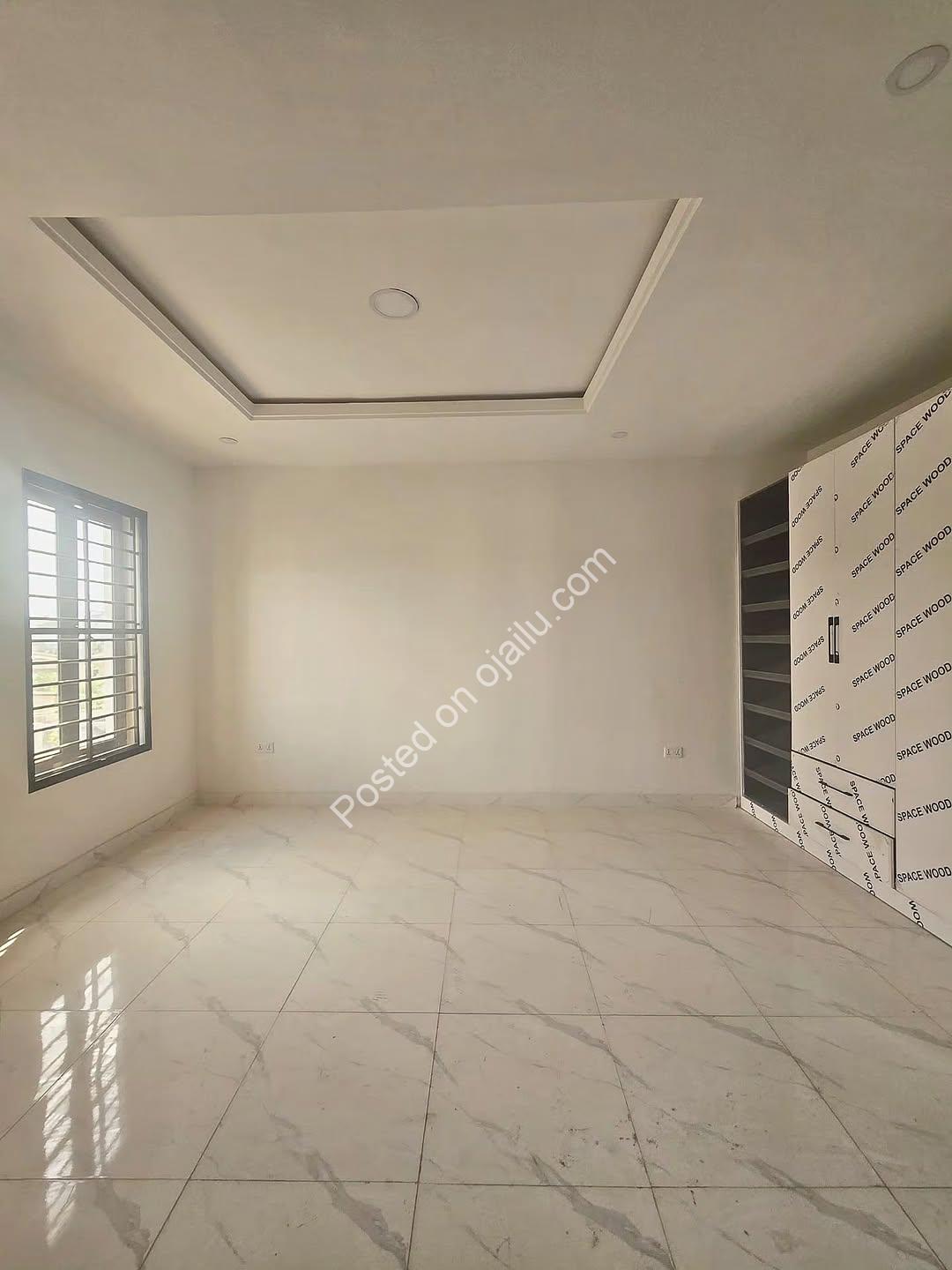 Serene Maryland Haven: 4-Bed Ensuite Duplex with BQ