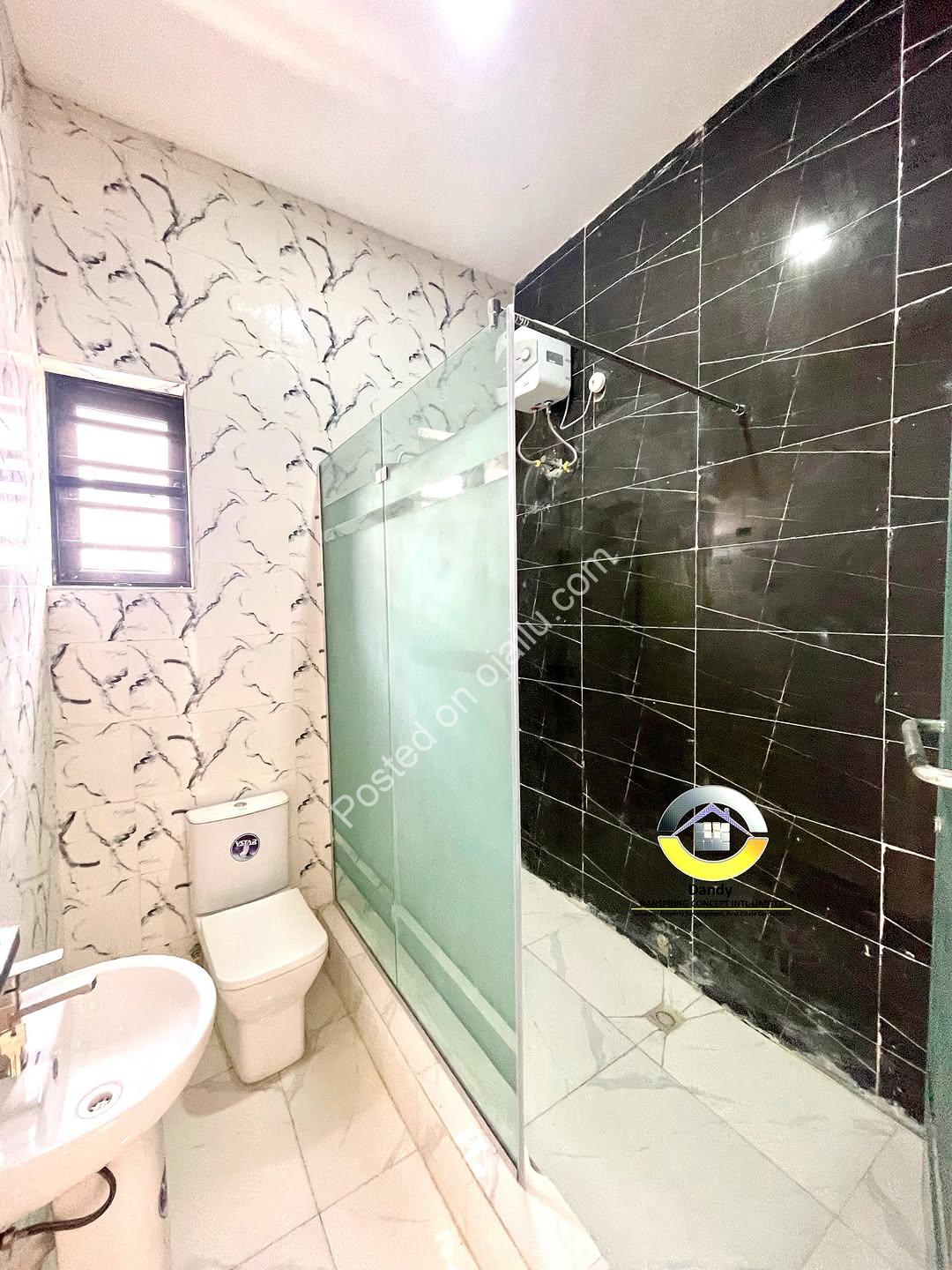 Lekki’s New 4-Bedroom Haven with BQ & Lush Gardens