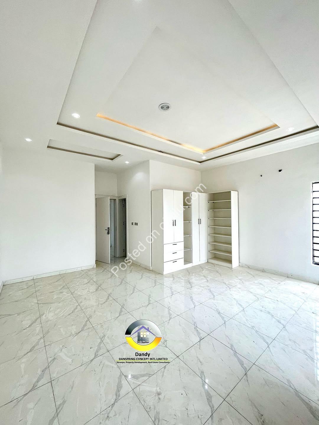 Lekki’s New 4-Bedroom Haven with BQ & Lush Gardens
