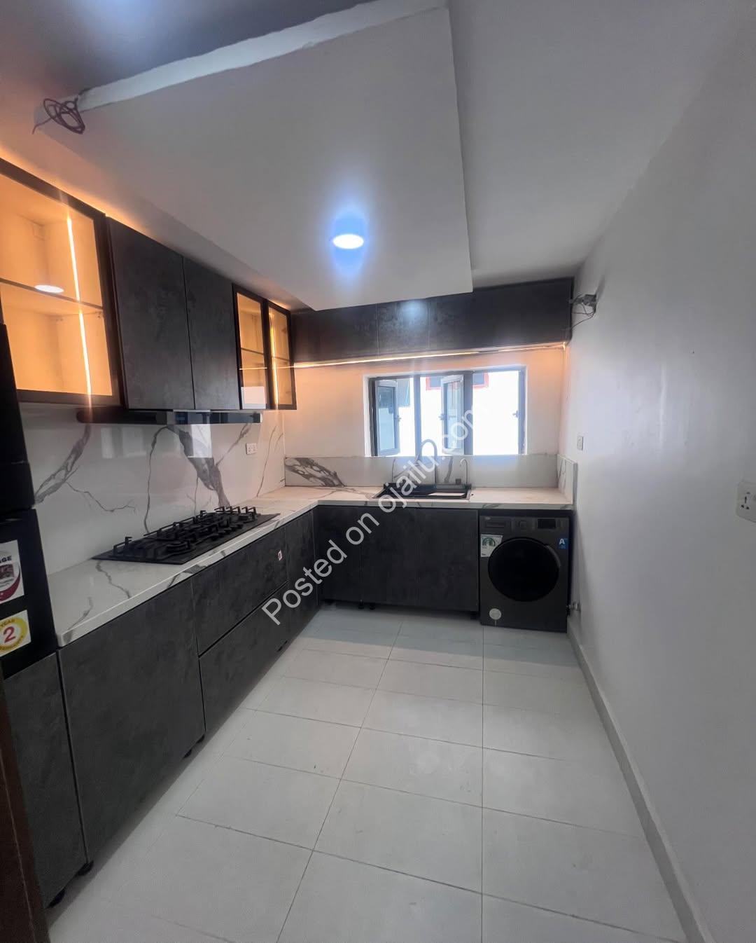 Lekki’s Finest: 2-Bed Ensuite Haven for Sale
