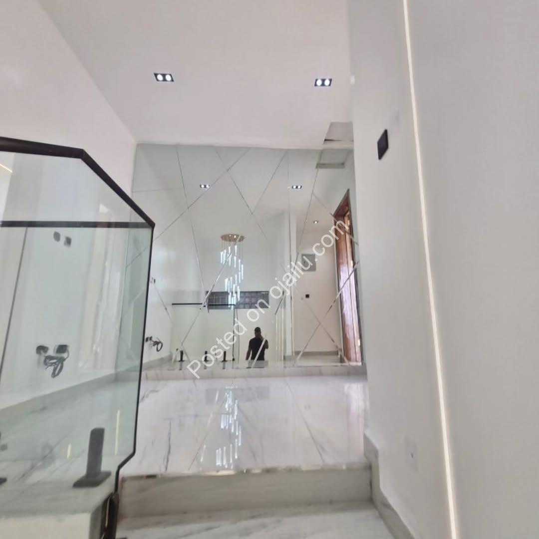 Agungi’s Finest: 4-Bedroom Semi-Detached Masterpiece