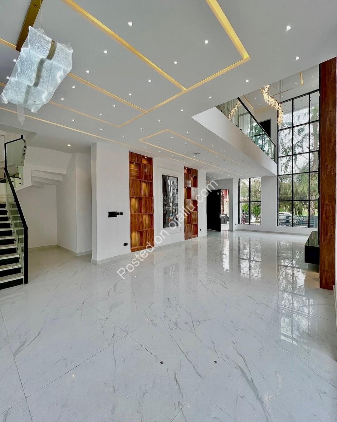 Exclusive 5-Bed Haven with Pool in Lekki County