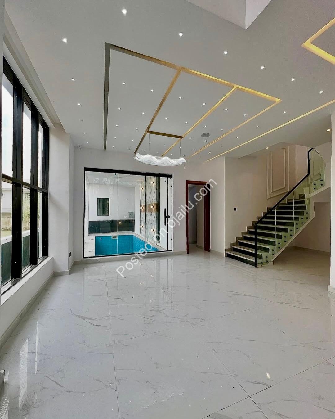 Exclusive 5-Bed Haven with Pool in Lekki County