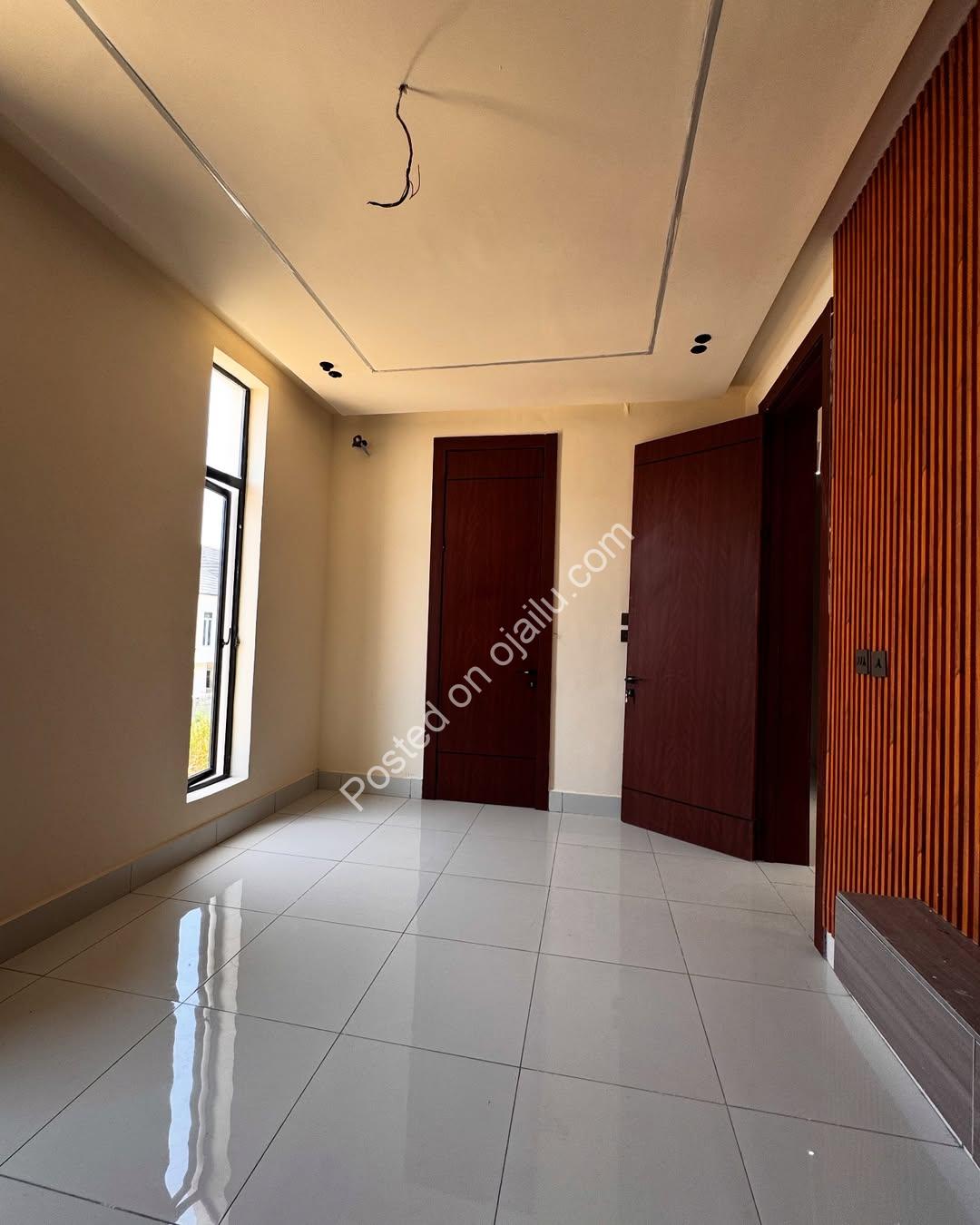 Orchid Lekki: 5-Bed Duplex with Pool & Luxury Finishes