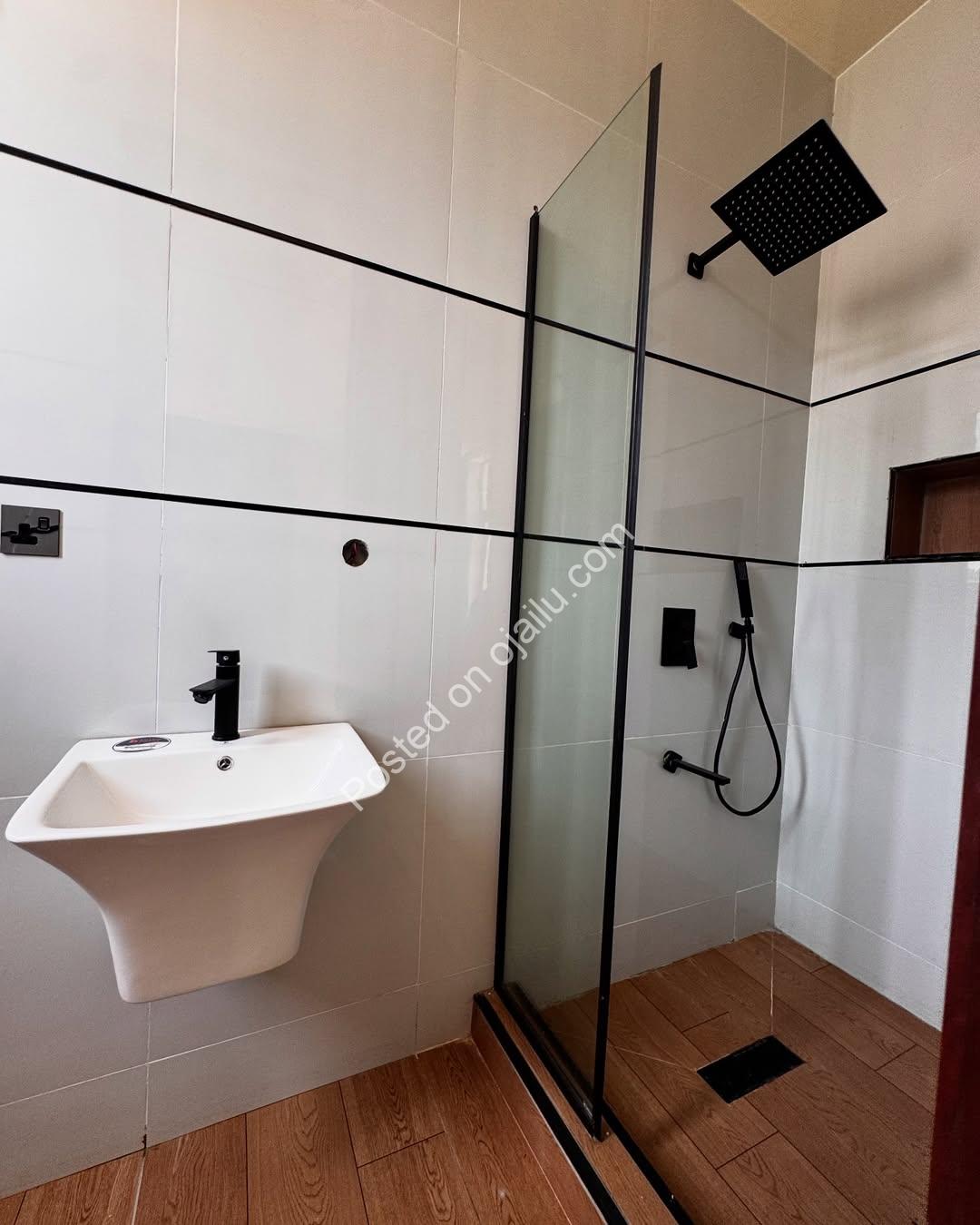 Orchid Lekki: 5-Bed Duplex with Pool & Luxury Finishes