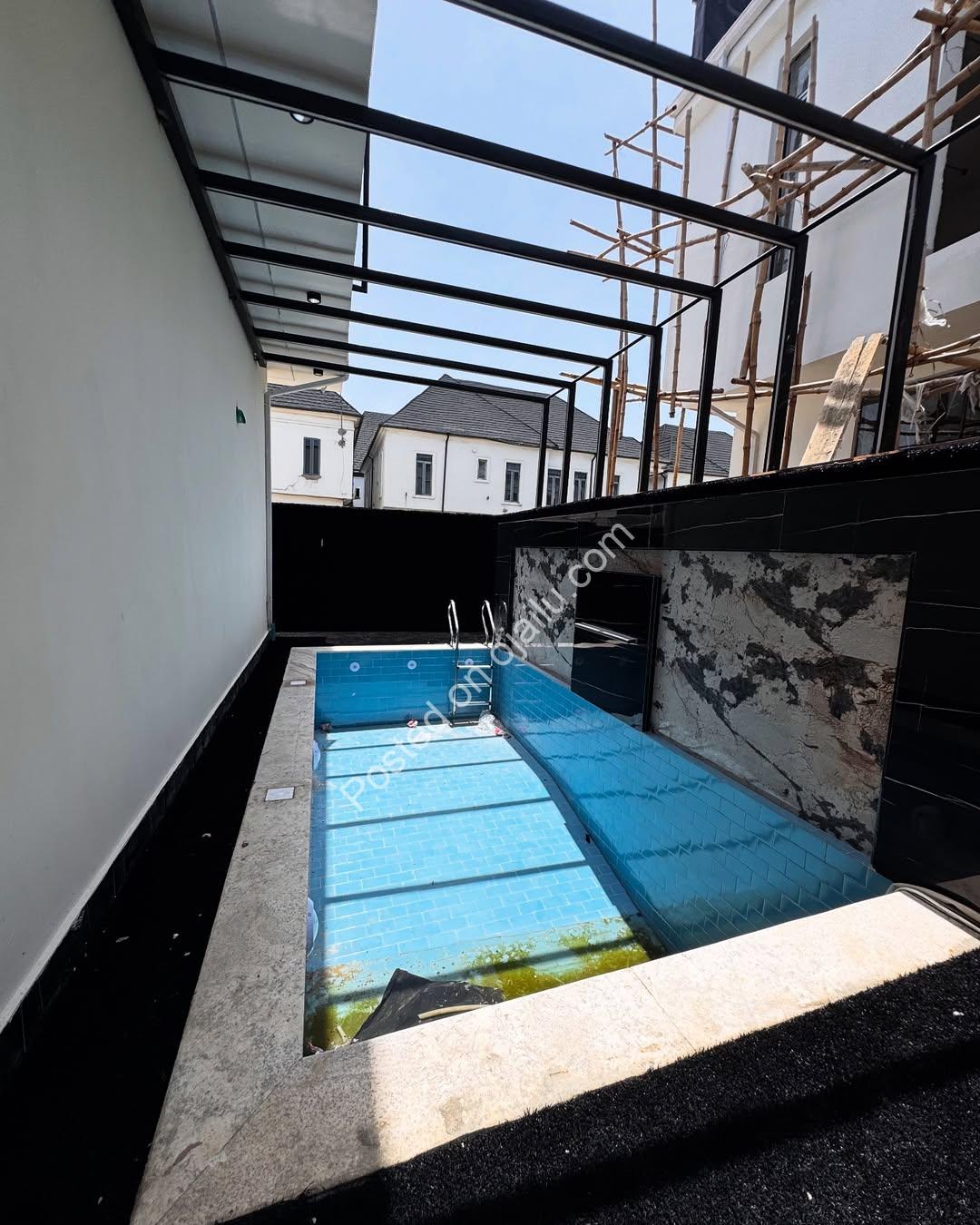 Orchid Lekki: 5-Bed Duplex with Pool & Luxury Finishes