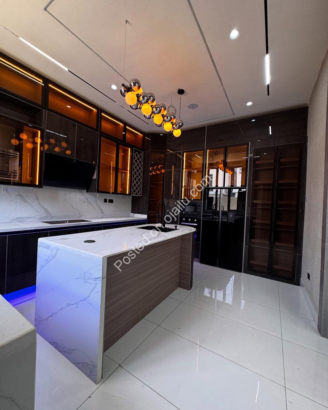 Orchid Lekki: 5-Bed Duplex with Pool & Luxury Finishes