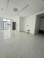 Chevron’s Finest: 4-Bed Haven with Rooftop Terrace