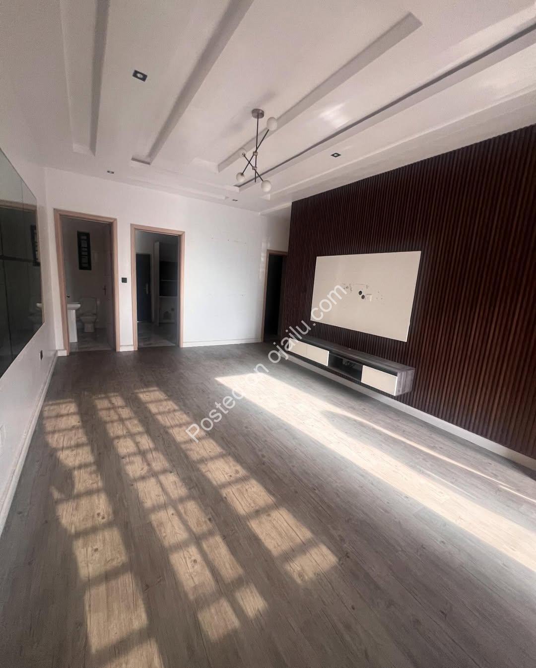 Lekki’s Finest: 2-Bedroom Gem with BQ