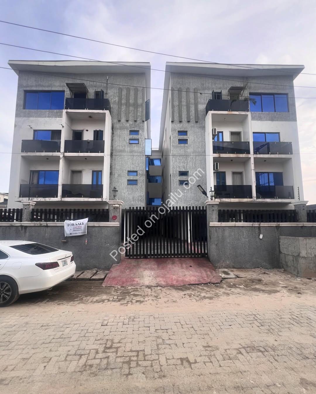 Lekki’s Finest: 3-Bed En-Suite Haven
