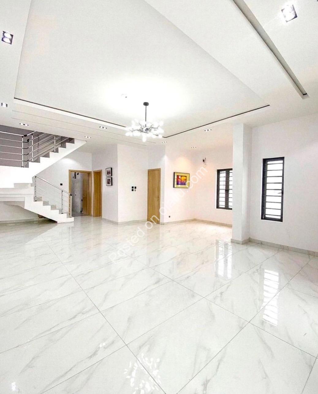 Seaside Sanctuary: 4-Bedroom Contemporary Duplex in Ikate