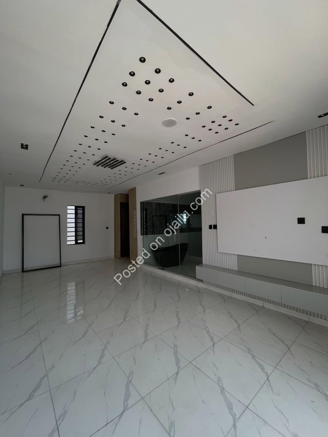 Live Your Dream in Lekki’s Ultimate 5-Bedroom Duplex