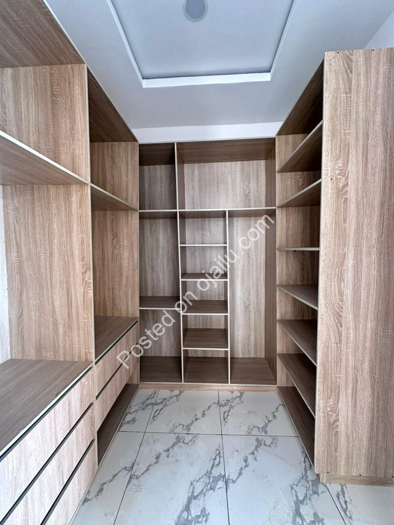 Coastal Road Gem: 3 Luxe 4-Bed Semis in Lekki