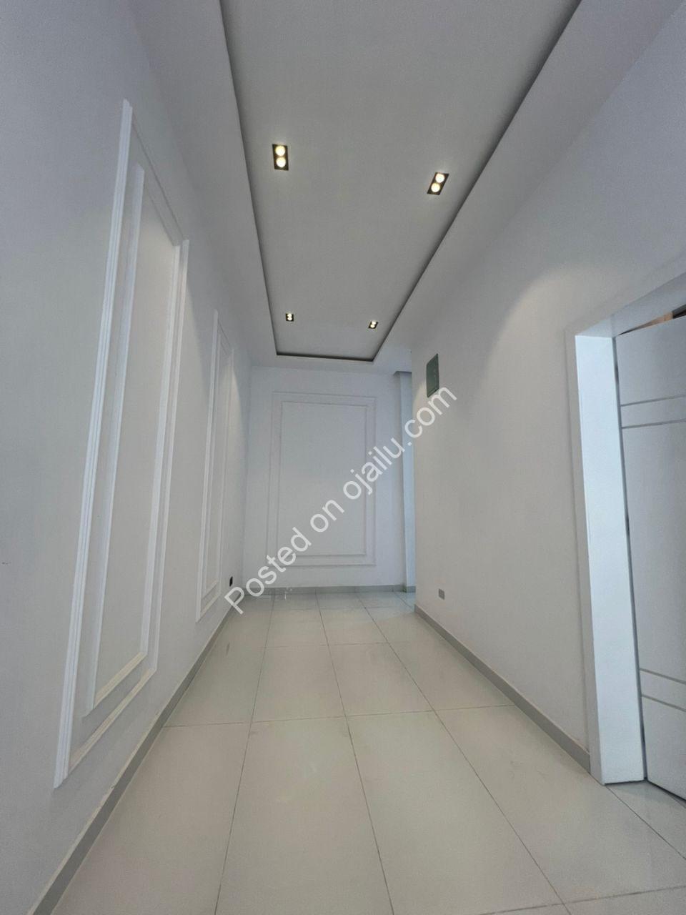 Sleek 4-Bed Ensuite Haven in Prime Lekki