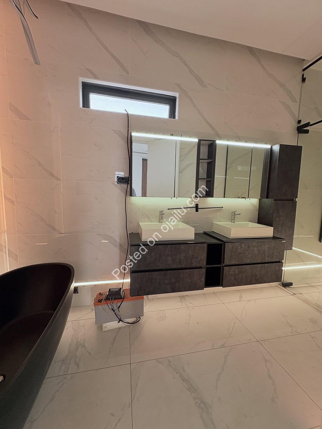 Lekki’s Ultimate 6-Bedroom Estate Masterpiece