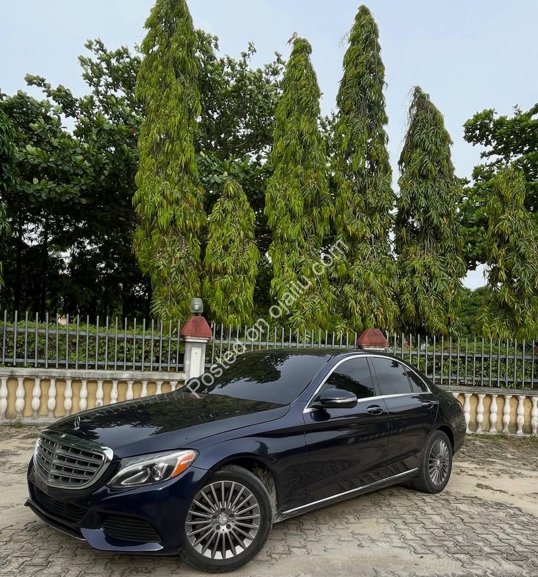 2016 Mercedes C300: Panoramic Luxury in Lagos