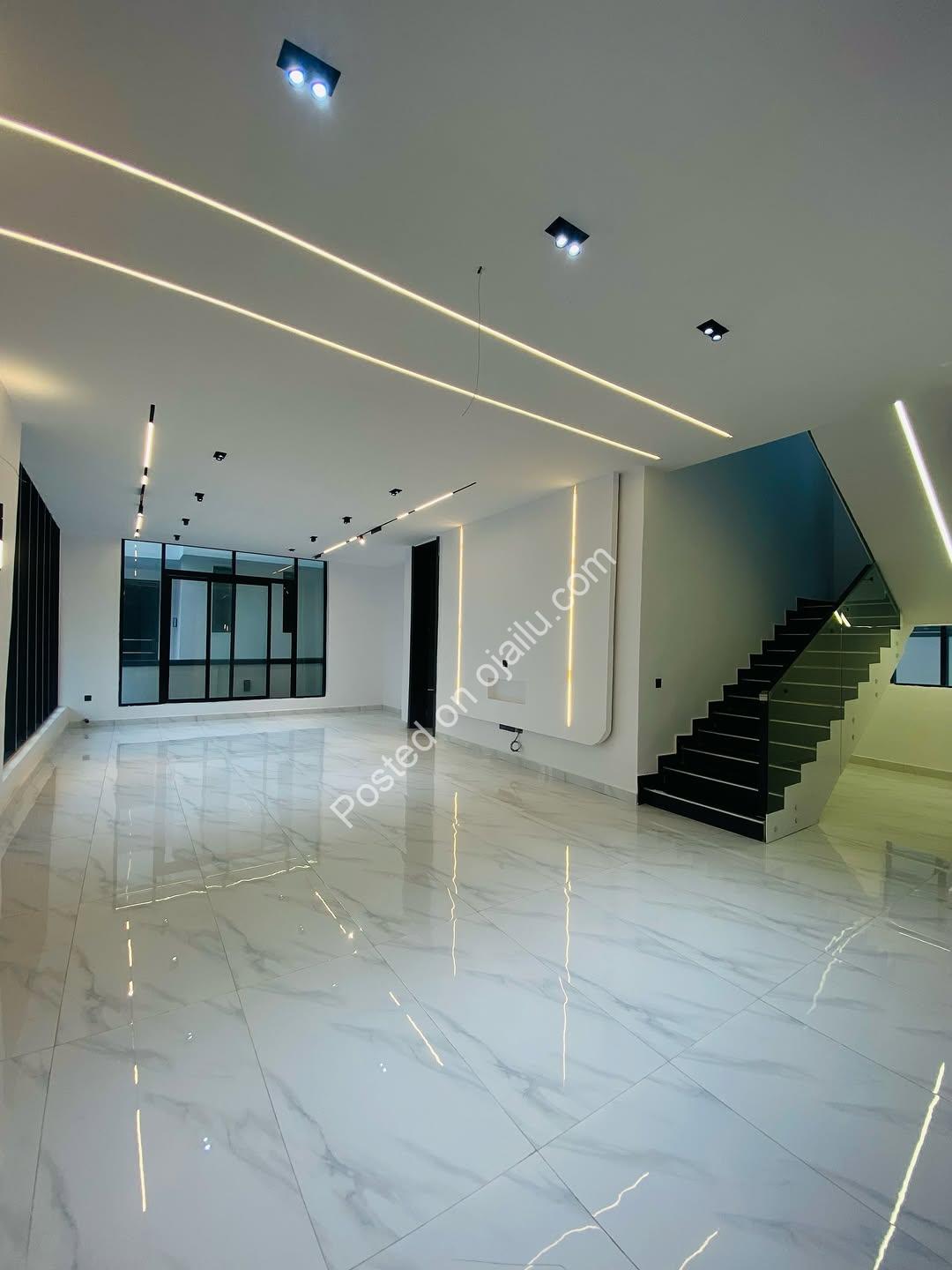 Elegant 5-Bedroom Haven in Prestigious Chevron