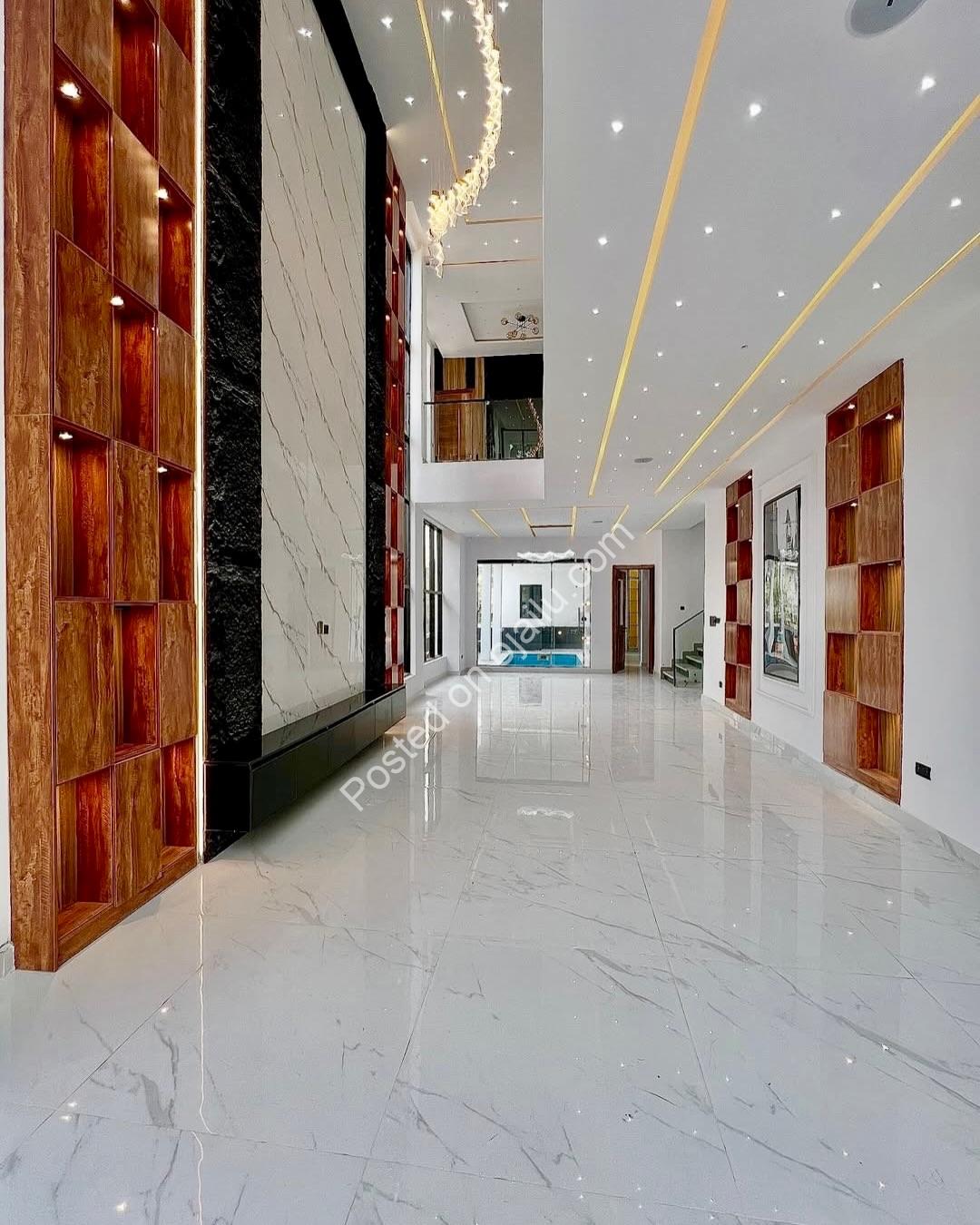 Exclusive 5-Bed Haven with Pool in Lekki County