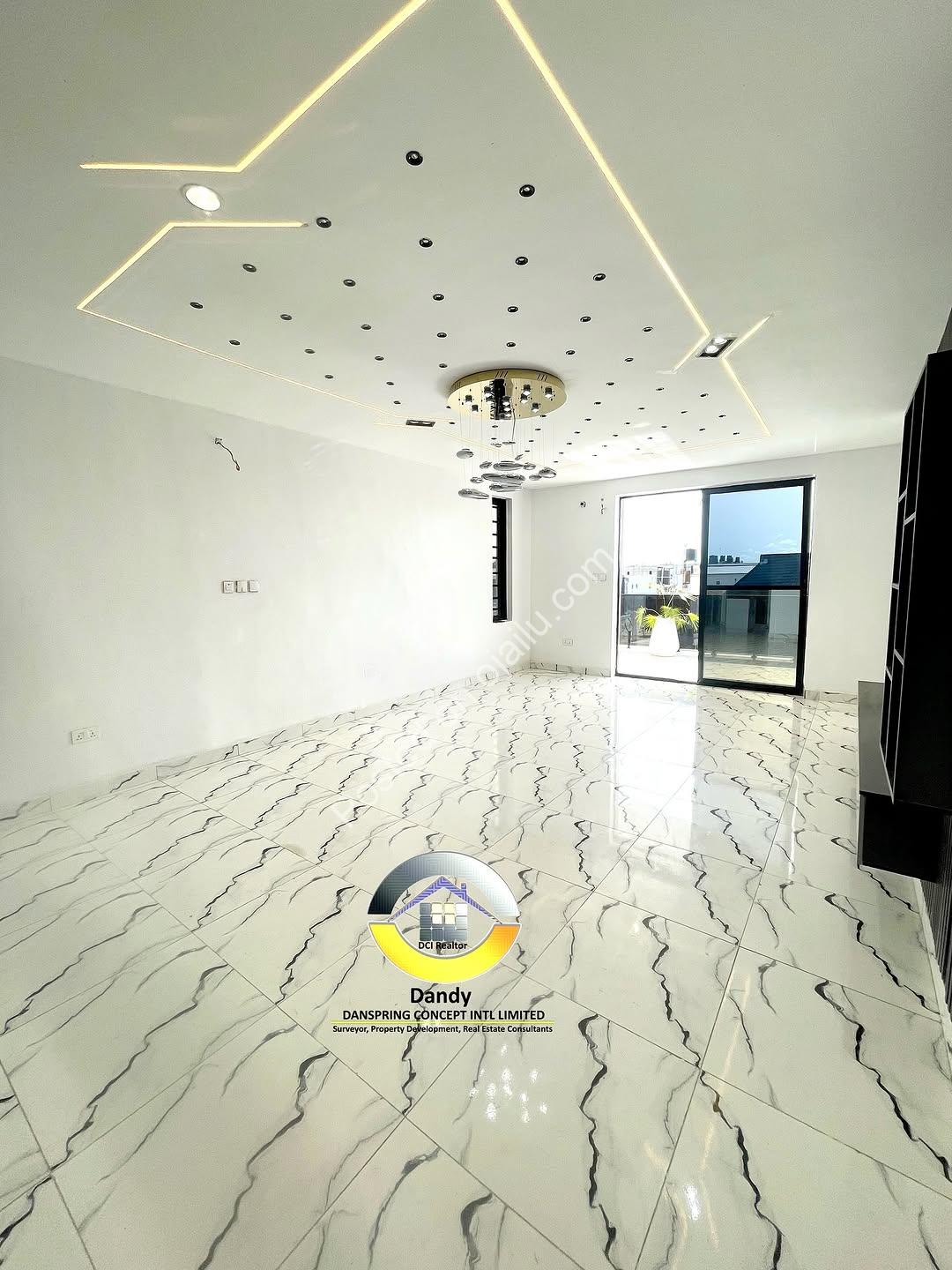 Lekki’s Ultimate 5-Bedroom Oasis with Pool & Rooftop