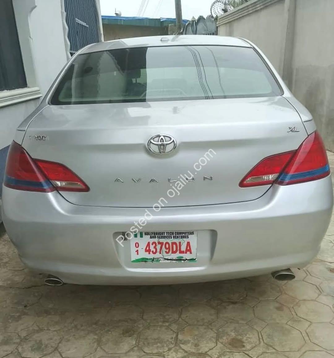 2010 Avalon XLS: Smooth Luxury, Perfect Engine, ₦4.5M