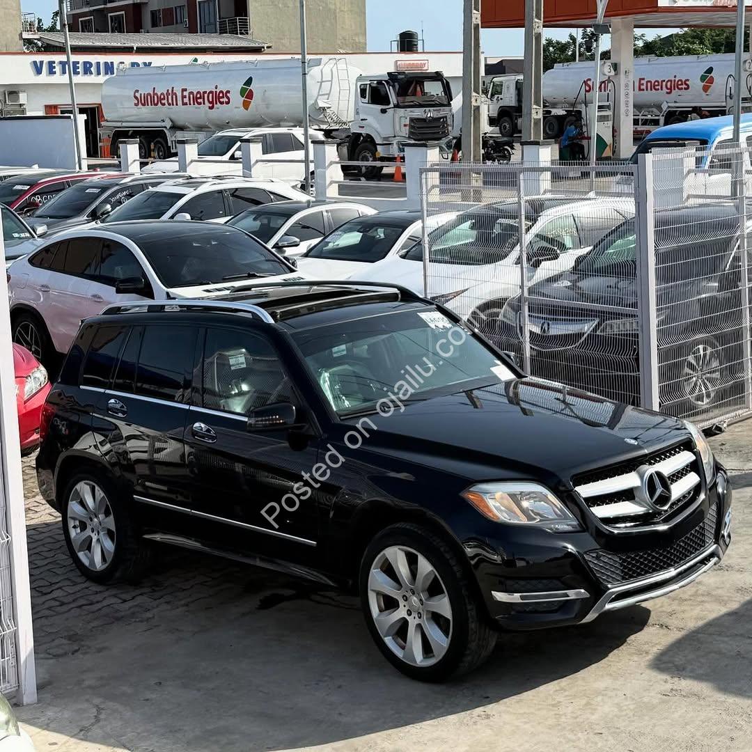 Luxury GLK350: Panoramic Roof, Black Leather, ₦21.8M
