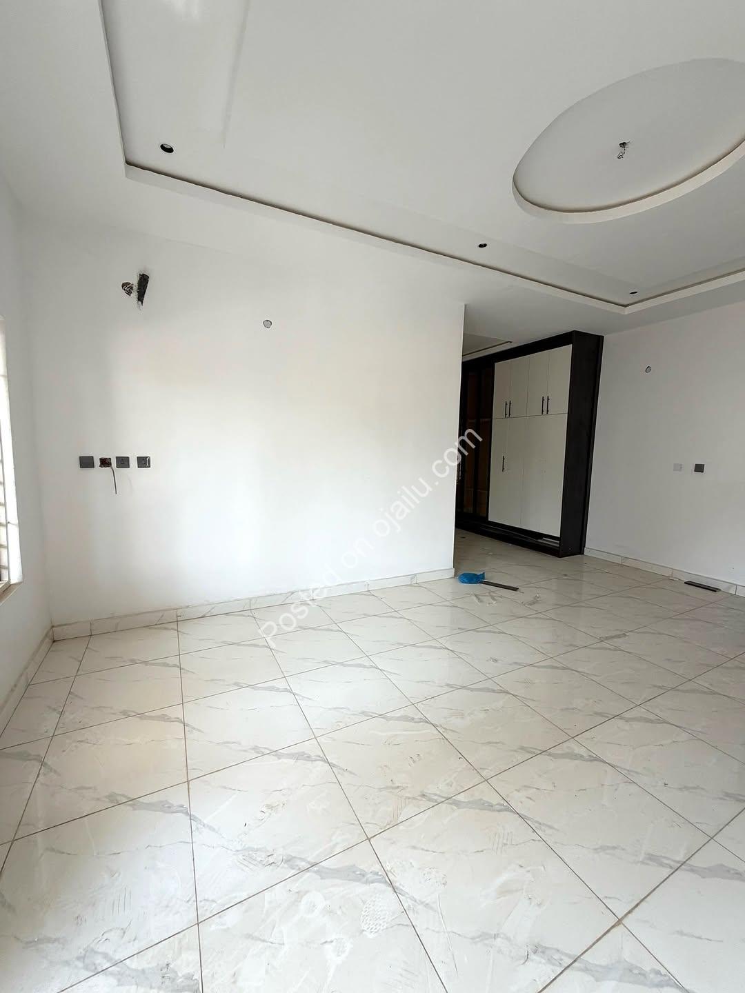 Elegant 7-Bed Estate Gem with Pool & BQ