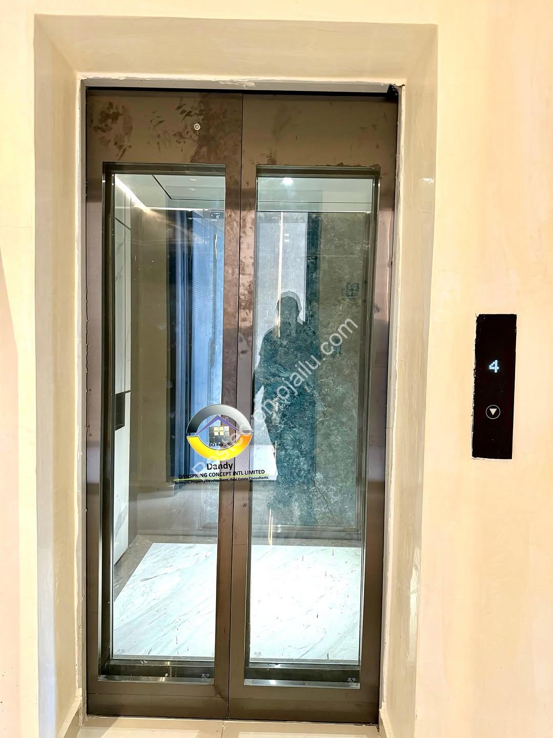 Lekki’s Ultimate 400SQM Smart Penthouse Oasis