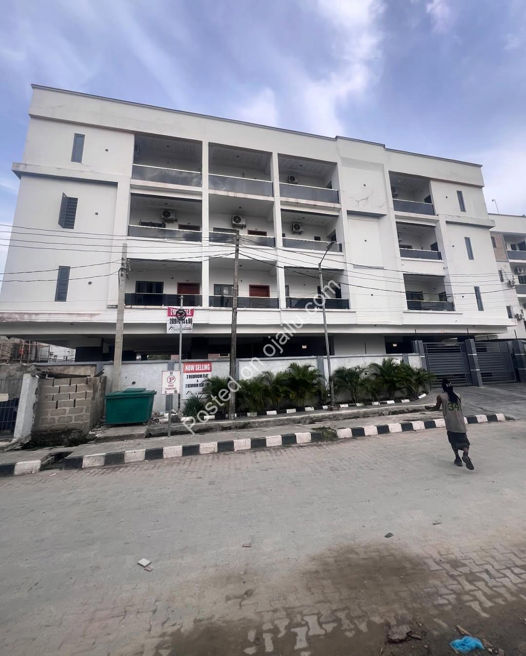Lekki’s Finest: 2-Bedroom Gem with BQ