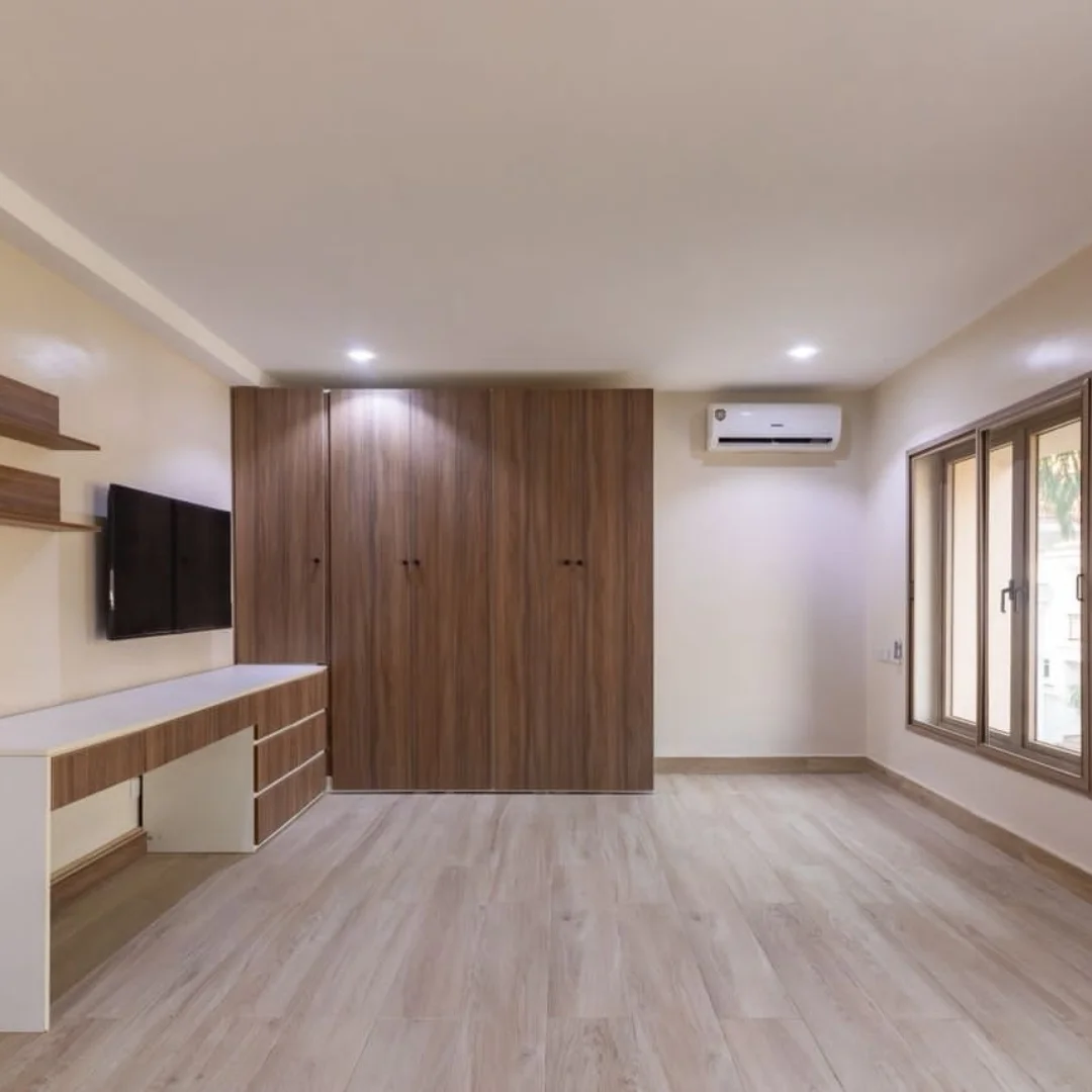 Serene Asokoro Oasis: 3BR Duplex with Pool