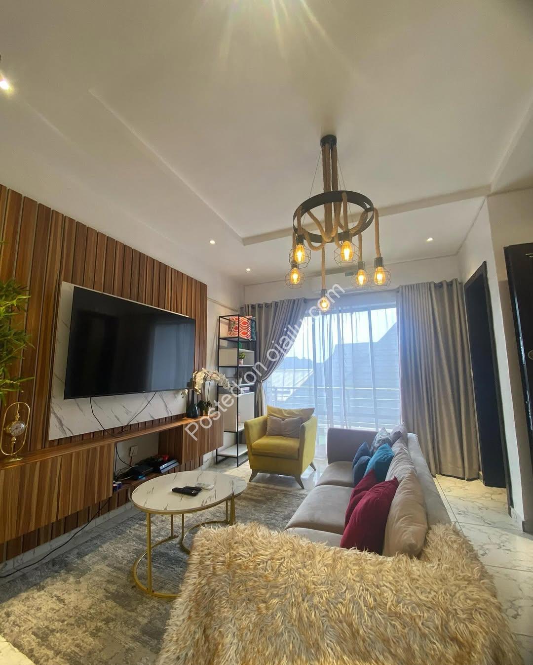 Lekki Phase 1 Gem: 3-Bed Ensuite Haven for 350M