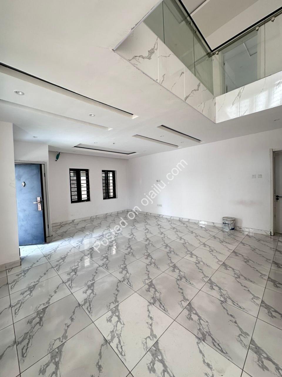 Coastal Road Gem: 3 Luxe 4-Bed Semis in Lekki