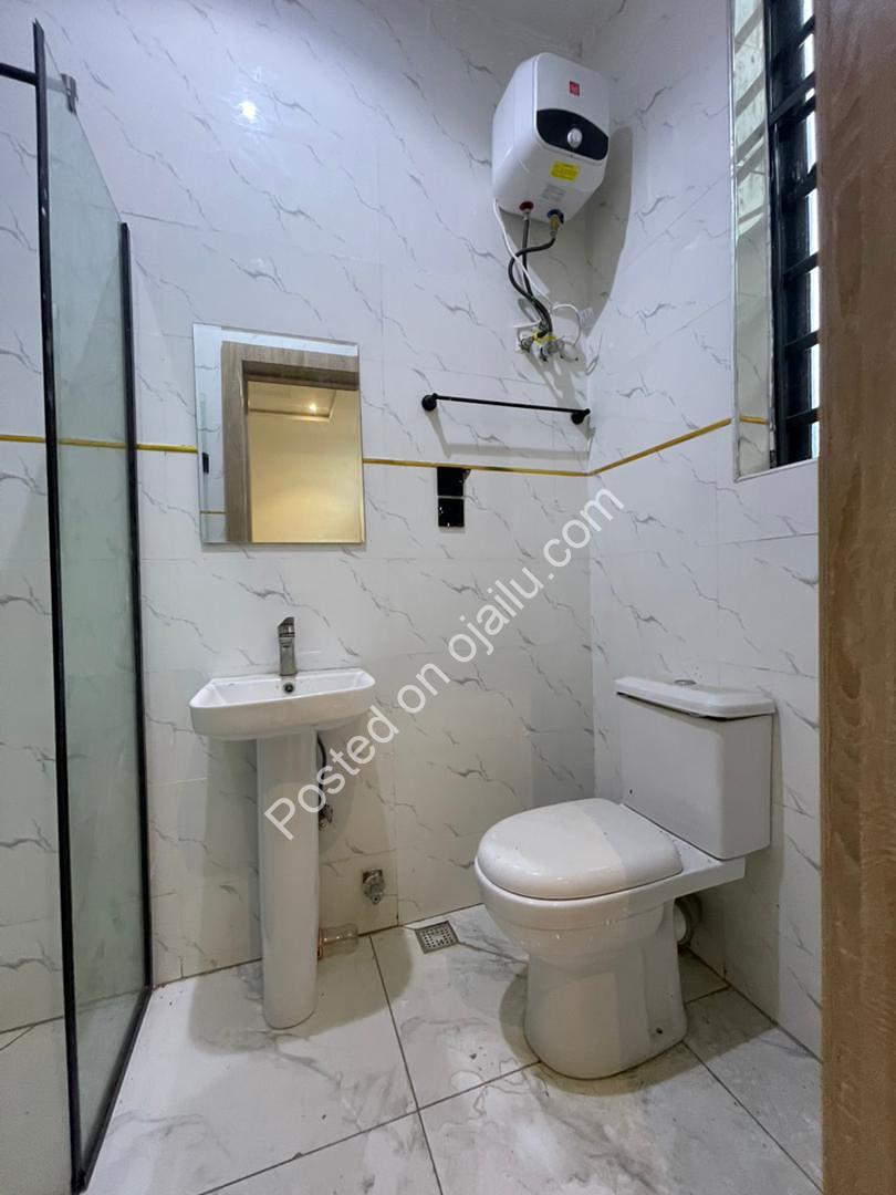 Sleek 4BR Terrace Duplex in Prime Lekki