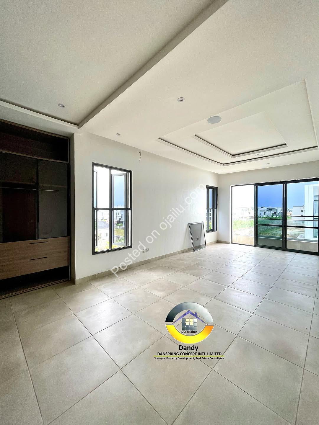 Lekki’s Ultimate Smart Home: 5-Bed Duplex with Cinema & Pool