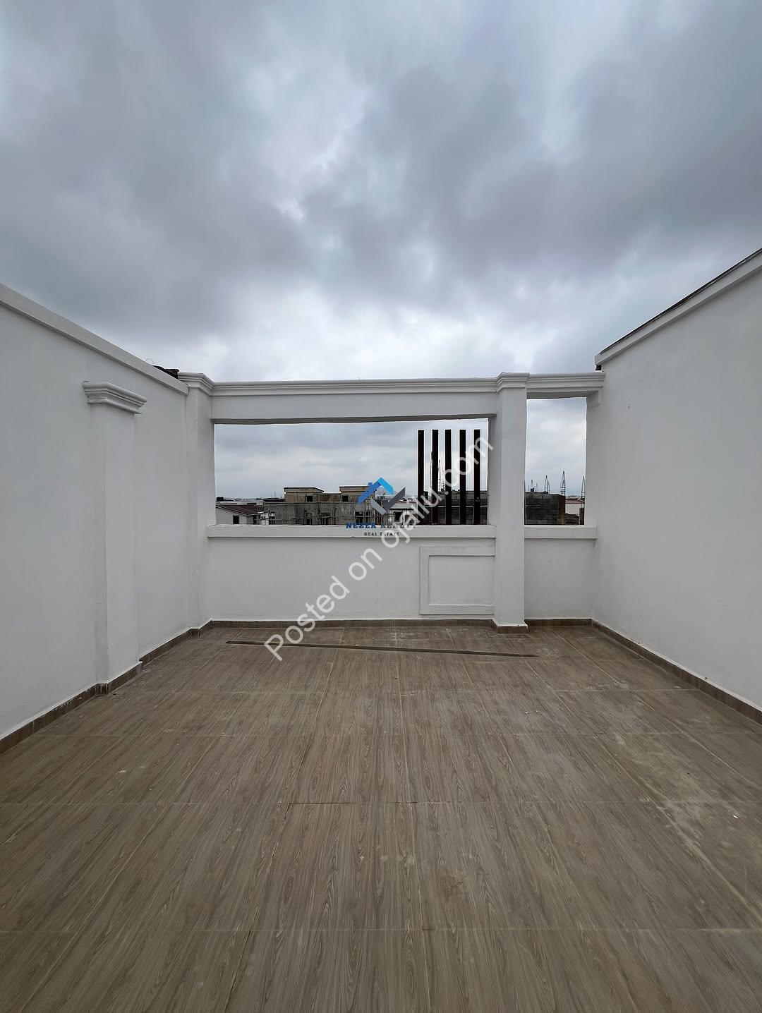 Spacious 4-Bed Terrace with Rooftop Gazebo in Wuye