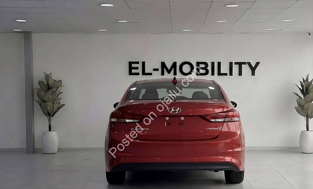 2017 Elantra Limited: Luxury Meets Legendary Fuel Economy