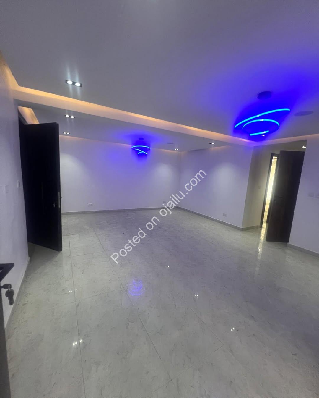 Lekki’s Finest: 2-Bed Ensuite Haven for Sale