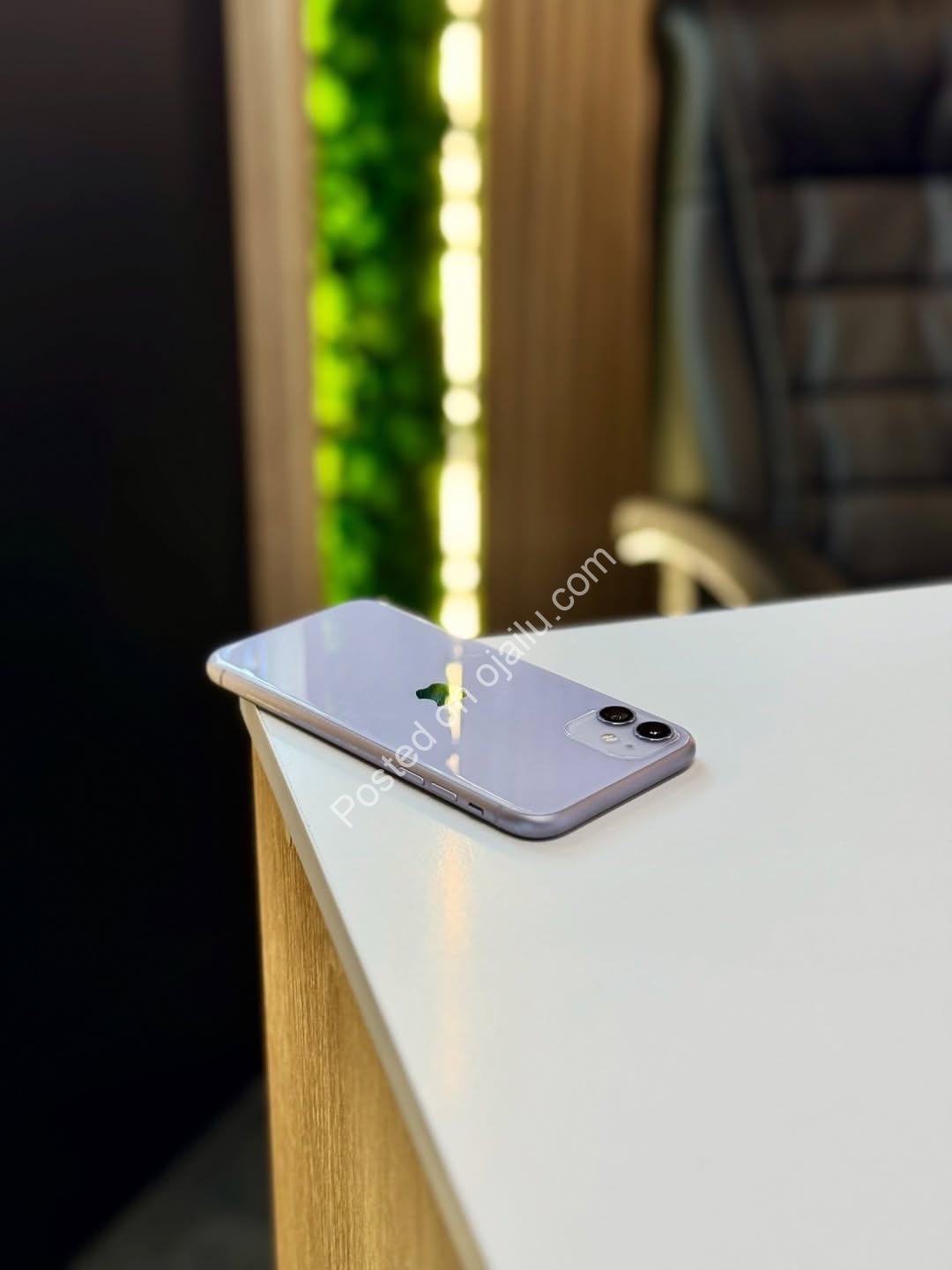 Unlock Premium Power: iPhone 11 128GB, 100% Battery, Like New!