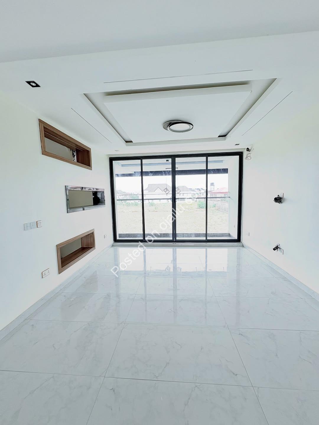 Ajah’s Ultimate Luxury Estate: 5-Bed Duplex with Pool & Penthouse