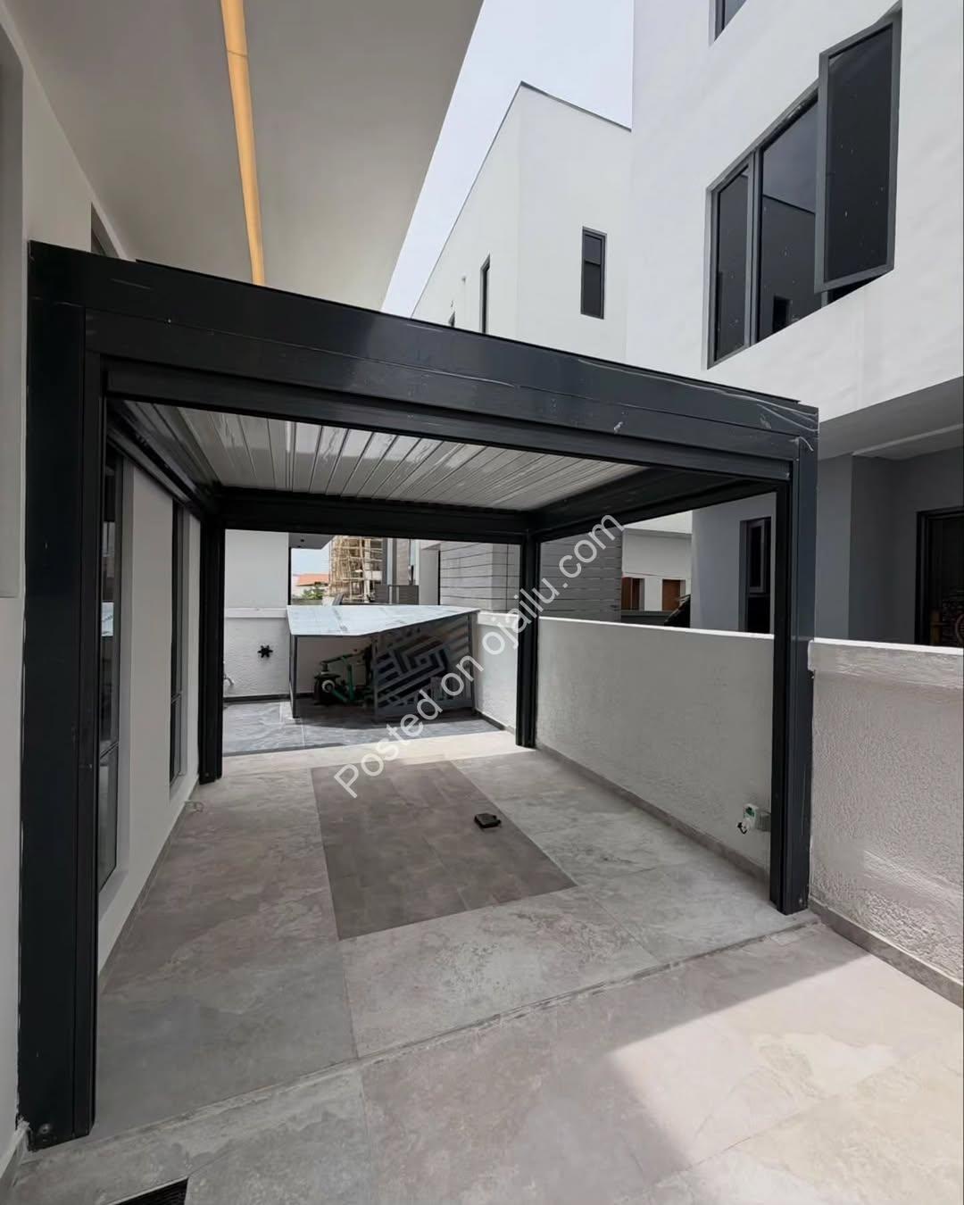 5-Bed Smart Duplex: Cinema, Pool & Elevator