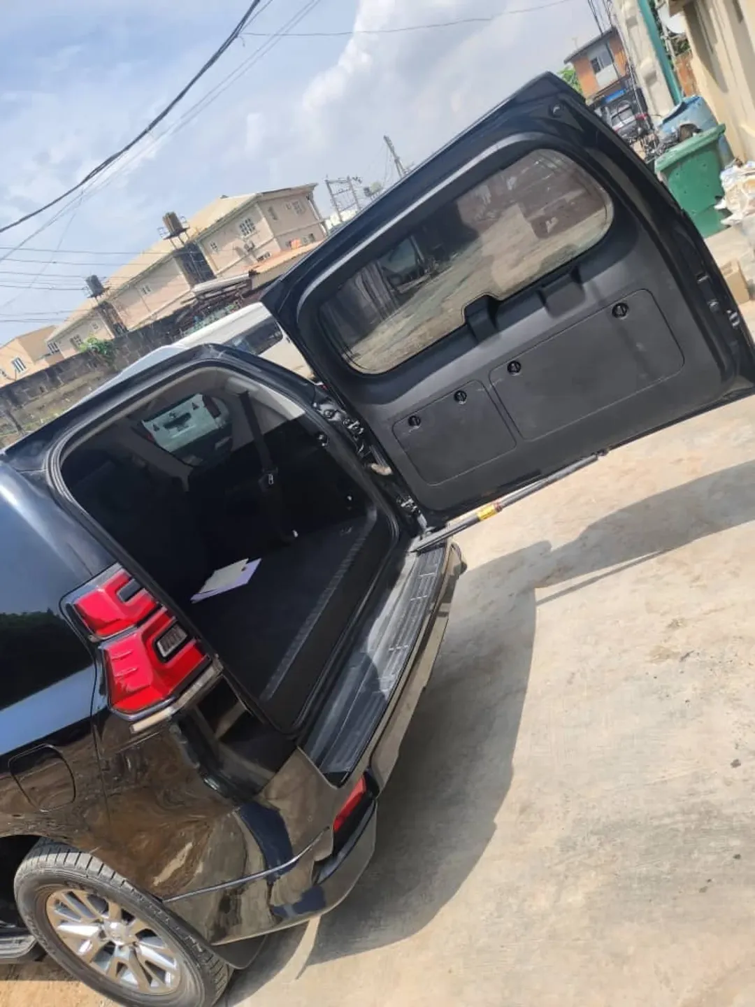 PRADO V6: 2020 – Like New, 75M Only!!!