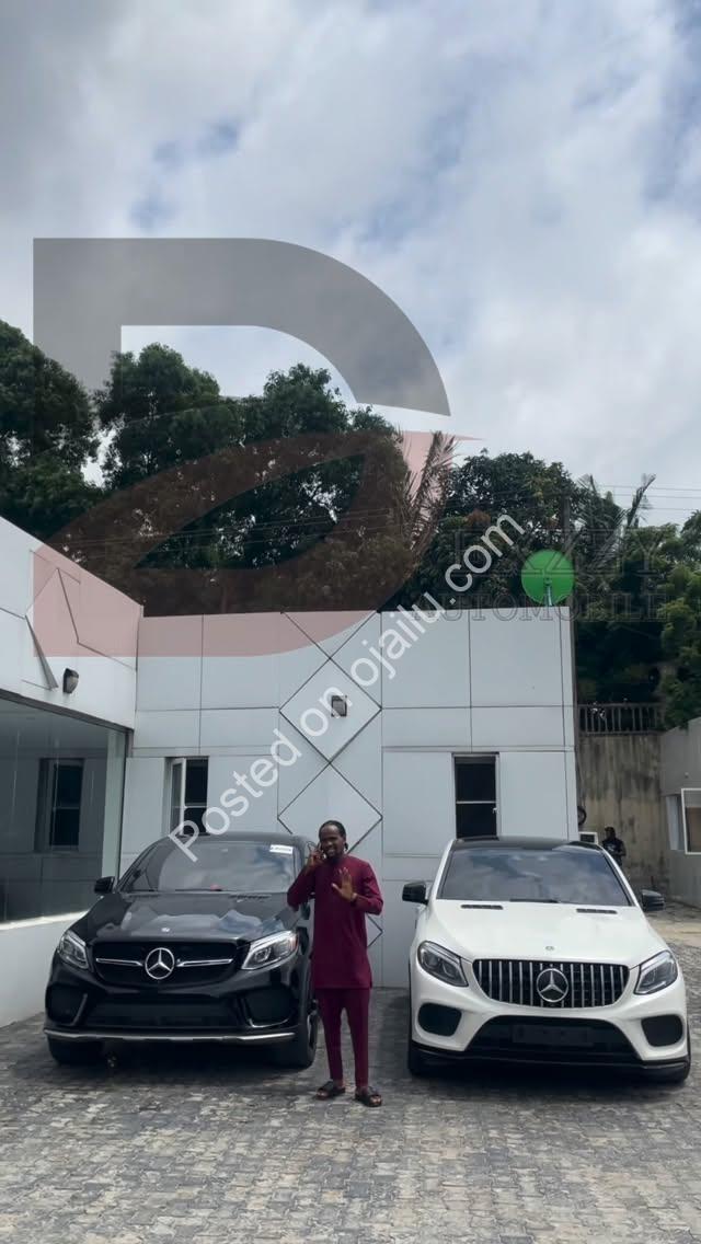 Luxury SUV: 2013 Mercedes ML350 4Matic w/ Panoramic Roof