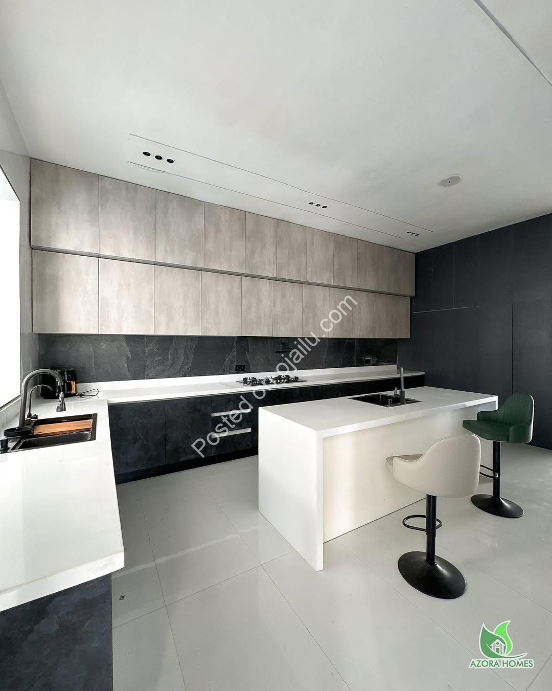 Majestic 5-Bed Duplex with Resort-Style Pool in Lekki