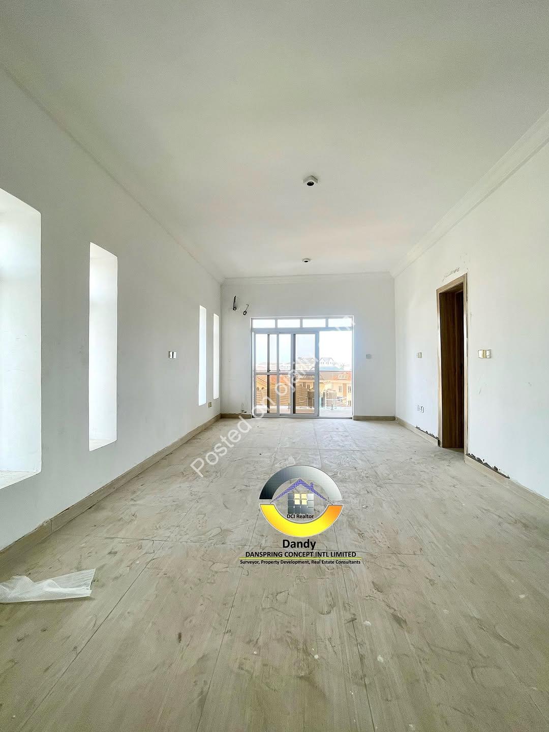 Lekki Phase 1 Maisonettes & Penthouse: 24/7 Power & Security