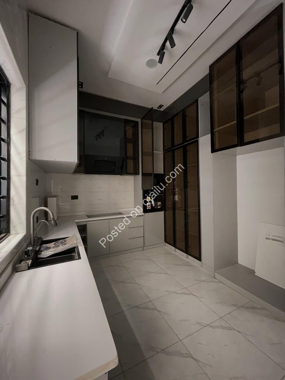 Live Your Dream in Lekki’s Ultimate 5-Bedroom Duplex