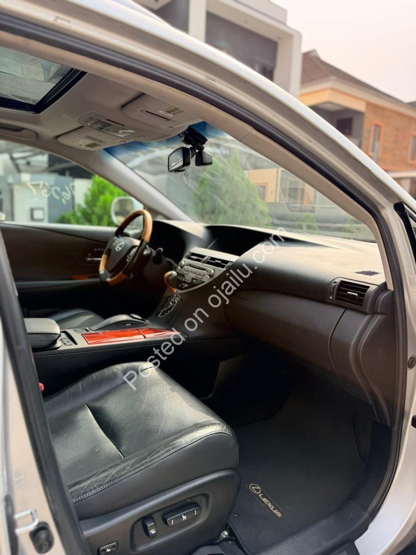 2010 Lexus RX 350: Cream Leather Luxury, ₦27.5M