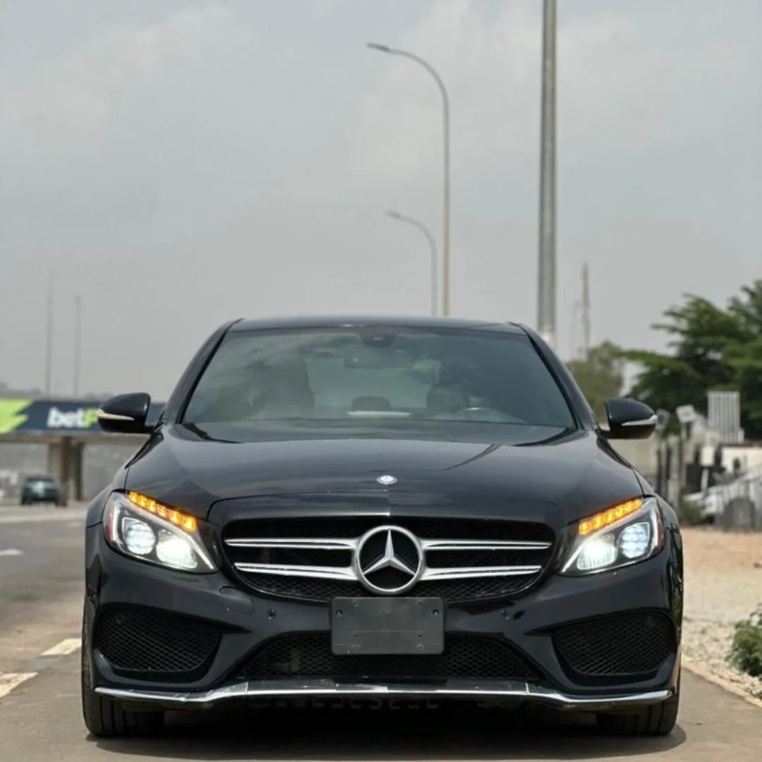 2015 C300 4MATIC Duty-Paid, Drive Today!