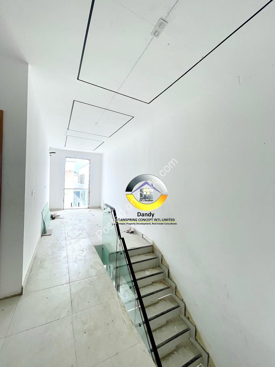 Lekki’s Newest Contemporary 4-Bedroom with BQ & Luxury Finishes