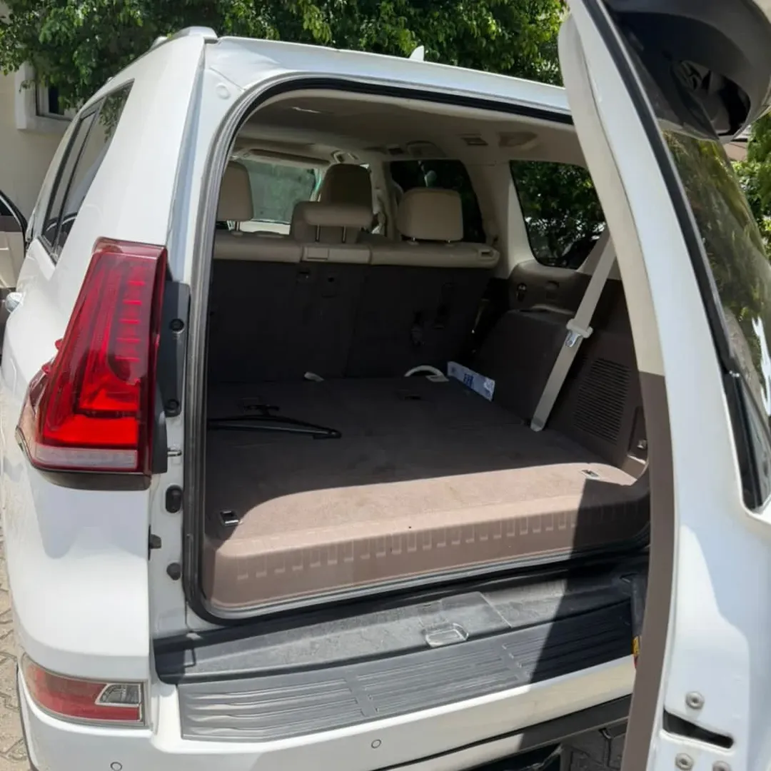 Lexus GX460: The Ultimate Luxury Beast – Unregistered & Duty Paid!