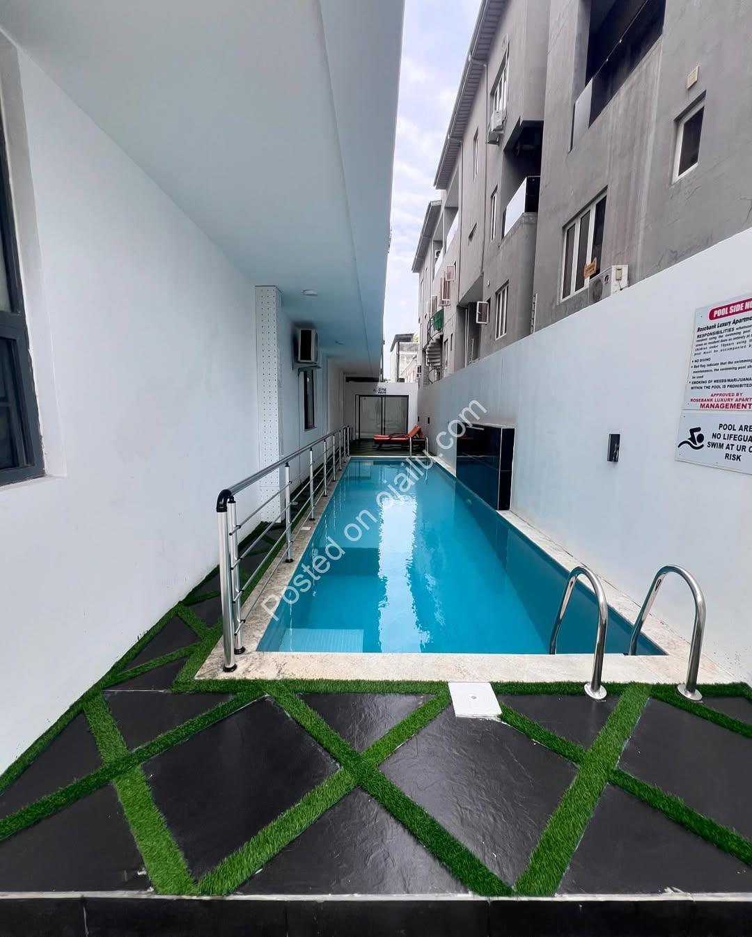 Lagos Island Gem: 2-Bed Ensuite Haven