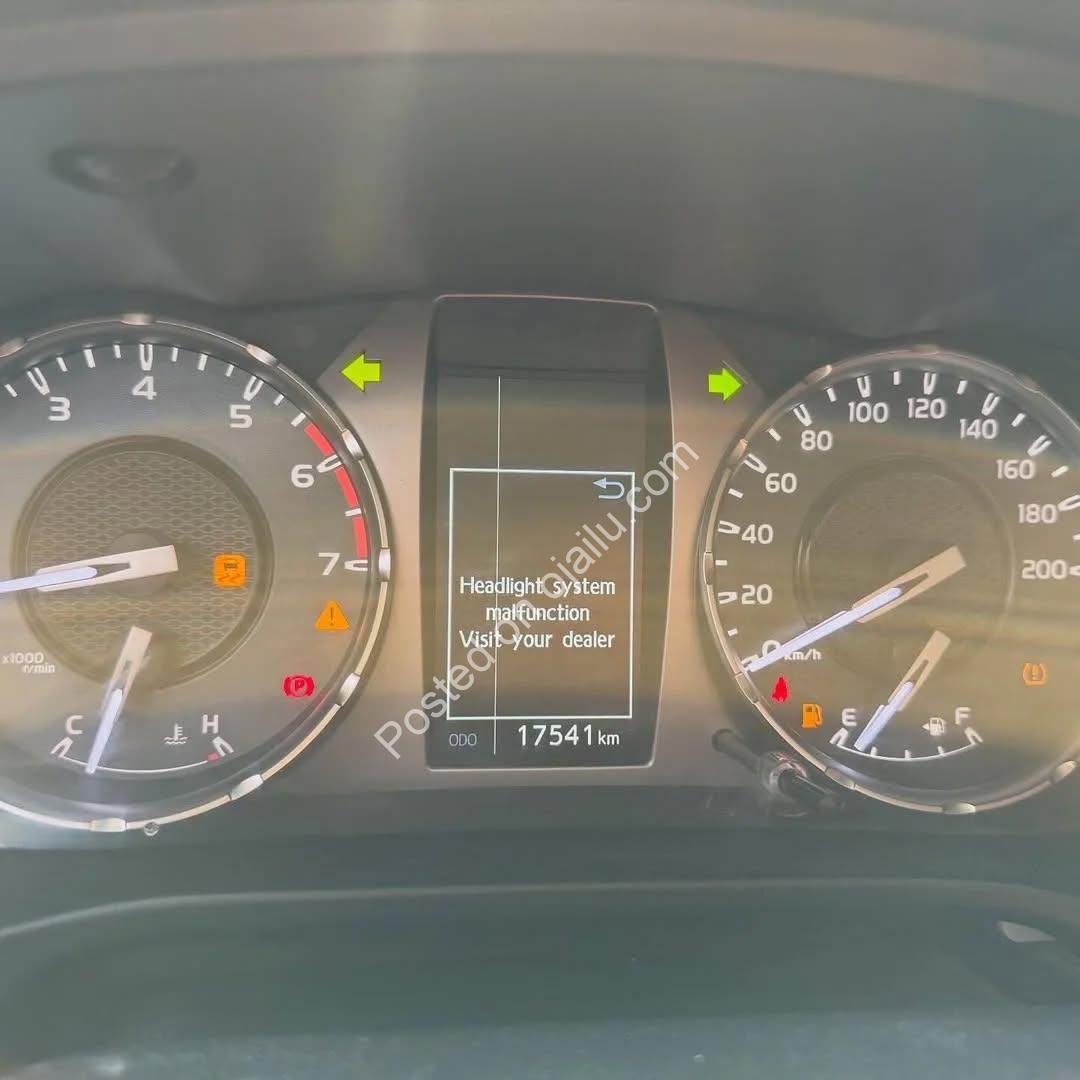 Toyota Hilux 2023: Unbreakable Reliability, Barely Driven